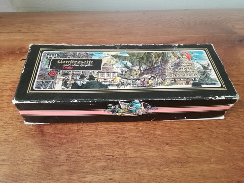Vintage pappschachtel - vintage,