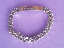 UnoAErre Panzerarmband Gravur