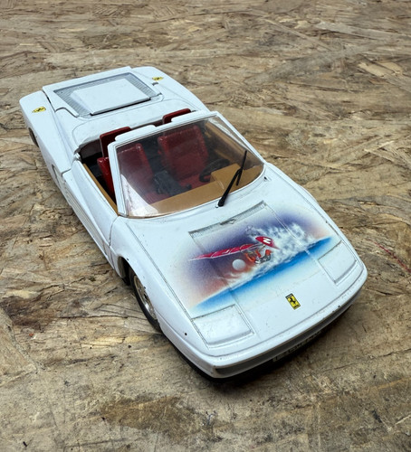 Ferrari testarossa revell - 1:24,