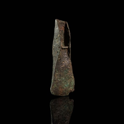 Absatzbeil aus der - , bronzezeit