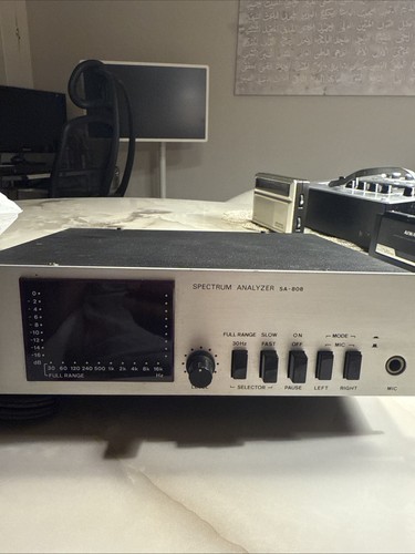 Spectrum analyzer 808 aus - spectrum,