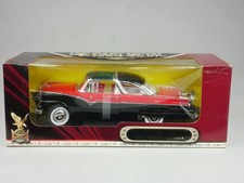 Road Signature 1/18 1955 Ford Crown Victoria schwarz/rot 92138 in Box 132658