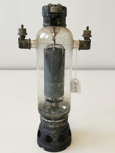 100 watt - 100,