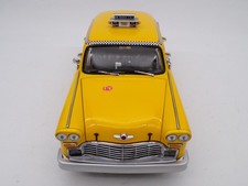 Sun Star 1:18 Checker Taxicab