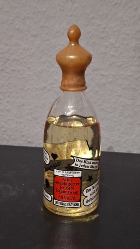 Kuriosität schnaps baby - kuriosität:, "schnaps-baby"