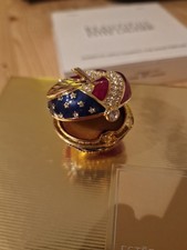 Vintage Estee Lauder Solid