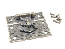 Beschlag mit Drehriegel |