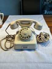 altes Telefon W48 beige Dt Post Bakalit Antik mit Wählscheibe und Anschlusskabel