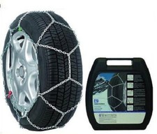 Zwei Schneeketten Thule-Konig