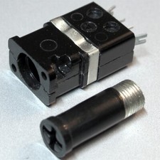 DDR-Einbau Sicherungshalter 5x20 mm für Fein/- Glassicherung 6,3 A lötbar