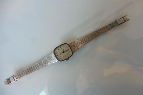 Schöne alte armbanduhr 835 - ,,