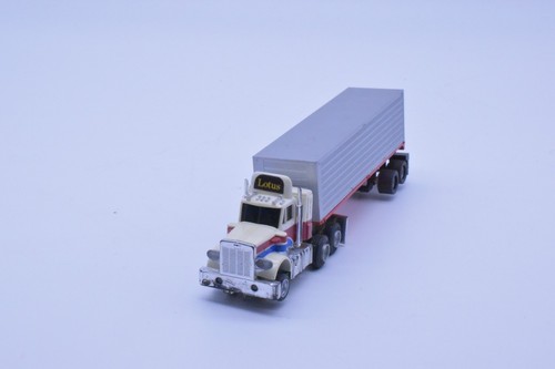 Slot car faller - car,