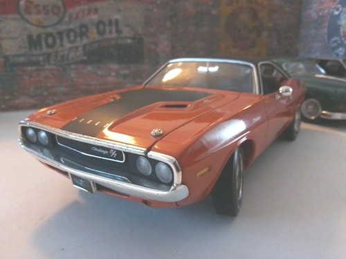 Ertl racing champions 18 - racing, 1:18
