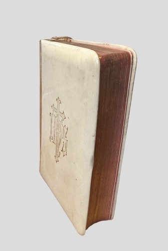 Book common prayer - book,