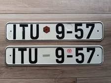 Zwei Alte DDR Nummernschilder