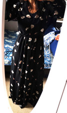 HIPPIEKLEID  Folklore