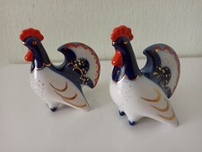 Zwei Porzellan Hähne  Made in