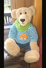 Teddy Handarbeit mit neuer Kleidung Shirt mit Auto Hose Halstuch von Heless