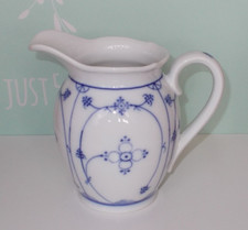 Sehr altes Milchkännchen