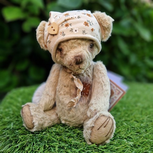 Barnaby von higgy bears - von, higgy's