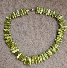 Dekorative Biwa-Perlenkette