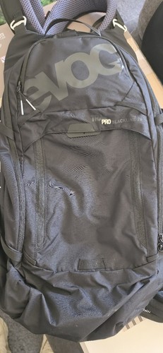 Evoc trail pro blackline - blackline, 16