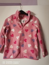 Mädchen-Fleece-Jacke Gr. 128 getragen
