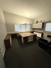 Hochwertige Büromöbel-