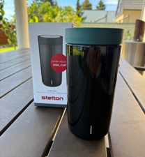 Stelton Thermobecher 0,4 l schwarz / grün