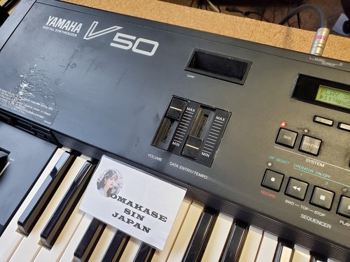 Yamaha v50 digital synthesizer - yamaha,