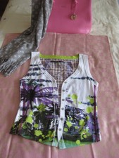 Marc Cain Sports Weste mit Riegel N2 36 38 Top Shirt weiß lila grün BW Knöpfchen