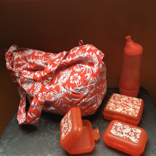 Tupperware teilges set - tupperware,, 5-teilges