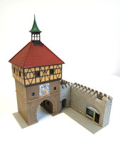 Pola  Historisches Stadttor Stadtmauer -152  H0 -Gebäude Häuser Haus --- CK 1307