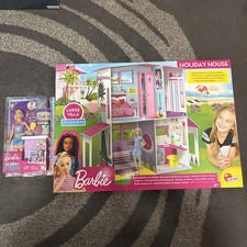 Barbie Holiday House +