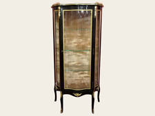 Dreiseiten verglaste Rokoko Vitrine in schwarz um 1900 antik