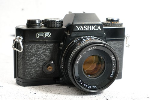 Yashica schwarz mit - fr, |
