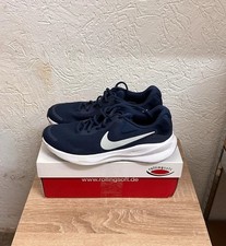 Nike Revolution 7 (Gr. 42 / US