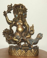Alte Buddha Figur mit Drachen Messing mit Patina 2,326 kg