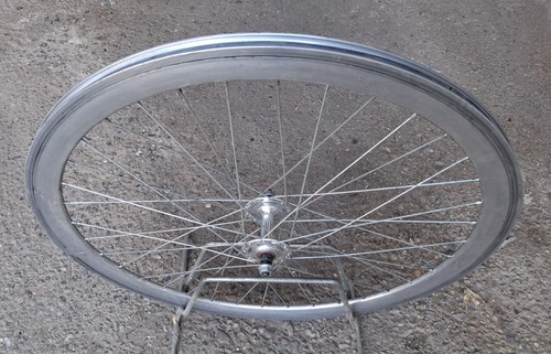 Vorderrad 700c hochprofil - 28",