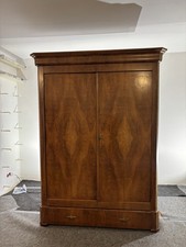 Antiker Kleiderschrank aus Echtholz- Top Zustand