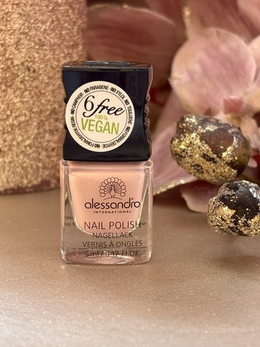 Nagellack der marke - nagellack, alessandro