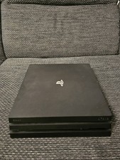 Sony PlayStation 4 Pro, 1 TB, Schwarz, Inkl. Controller (CUH-7216B)