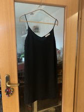 Kleines Schwarzes Kleid von