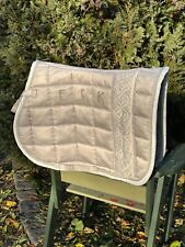 Eskadron Schabracke für Springen – Elegantes Beige für Warmblut