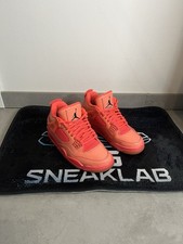 Jordan 4 Hot Punch