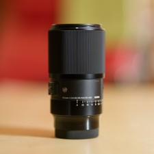 Sigma 105mm f/2.8 DG DN Macro