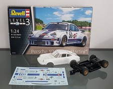 Slotcar Bausatz REVELL PORSCHE 934 RSR 1:24 + CARRERA 124 Schwingarmchassis ´71