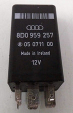 Audi Relais 365 Fensterheberrelais 8D0 959 257, 8D0959257, 05 0711 00 , 05071100