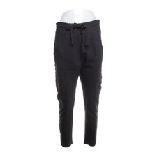 Elias Rumelis, Hose, Größe