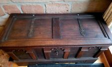 Alte Eichentruhe, um 1900  gebaut